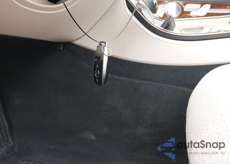 2019 Mercedes-Benz E 300 4Matic z USA, uszkodzony, nr VIN WDDZF4KB2KA553991